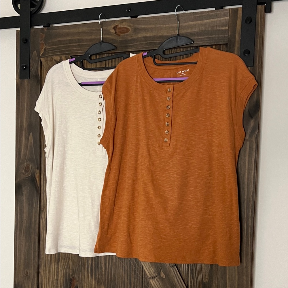 Lane Bryant set of 2 - Burnt Orange and Cream Buttoned Tees sleeveless 14/16